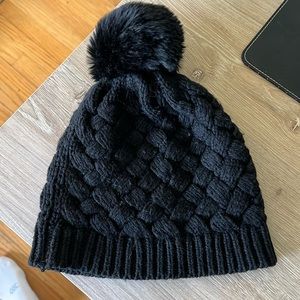 *Jcrew women’s black knit beanie